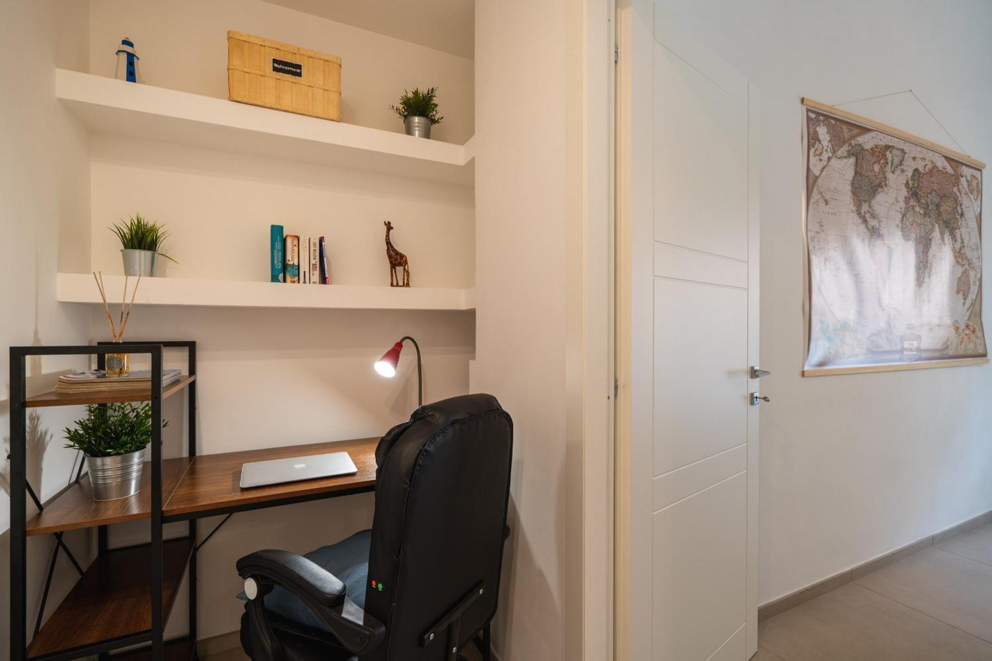 Porta Nuova - Alpitour Free Parking & Netflix Lägenhet Turin Exteriör bild